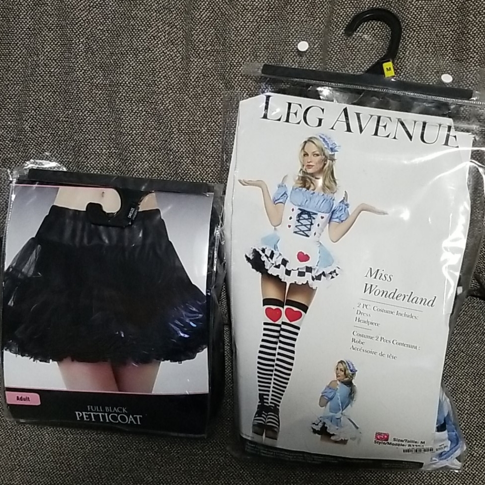 Leg Avenue Alice in Wonderland Costume